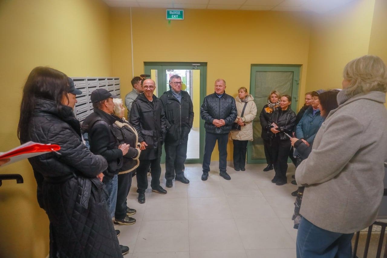 В Сергиево-Посадском округе жители аварийных домов получают ключи от новых квартир