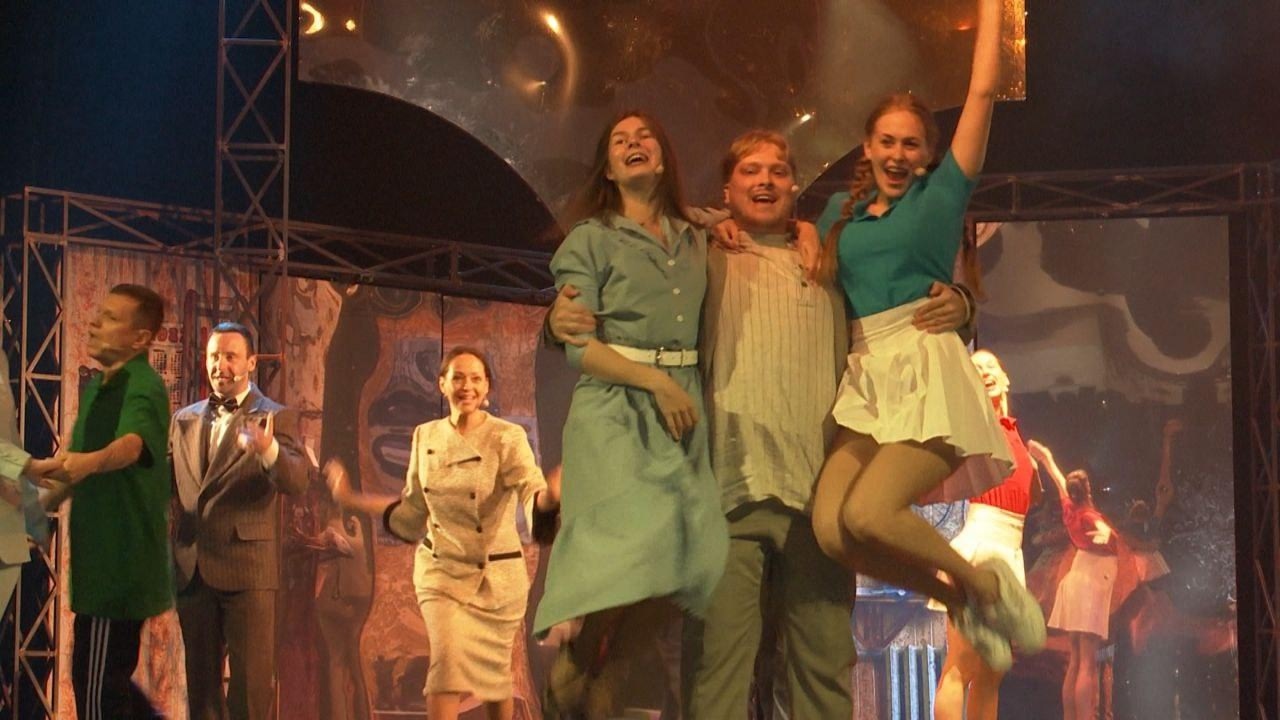 Сергиево-Посадский театр представил премьеру знаменитых «Покровский ворот»