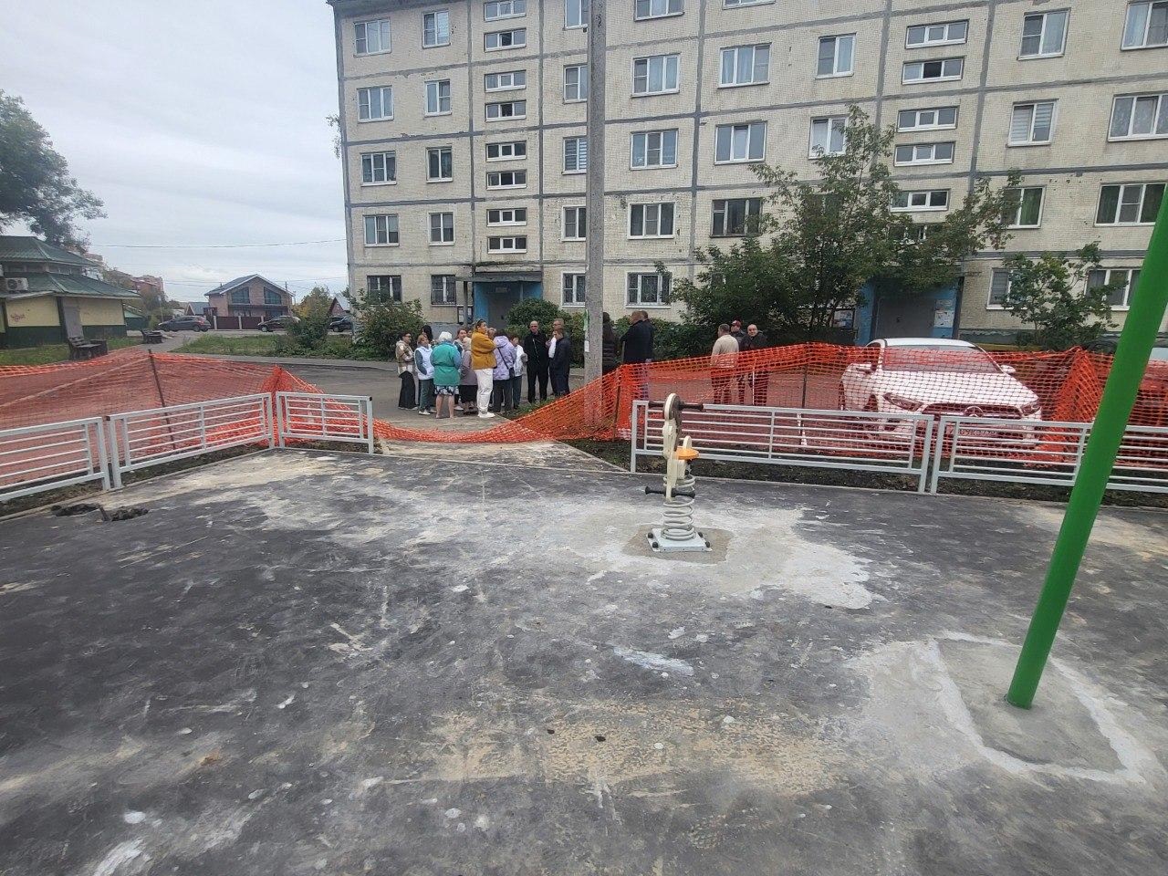 Детскую площадку в Сергиевом Посаде по просьбе жителей дополнят игровыми элементами