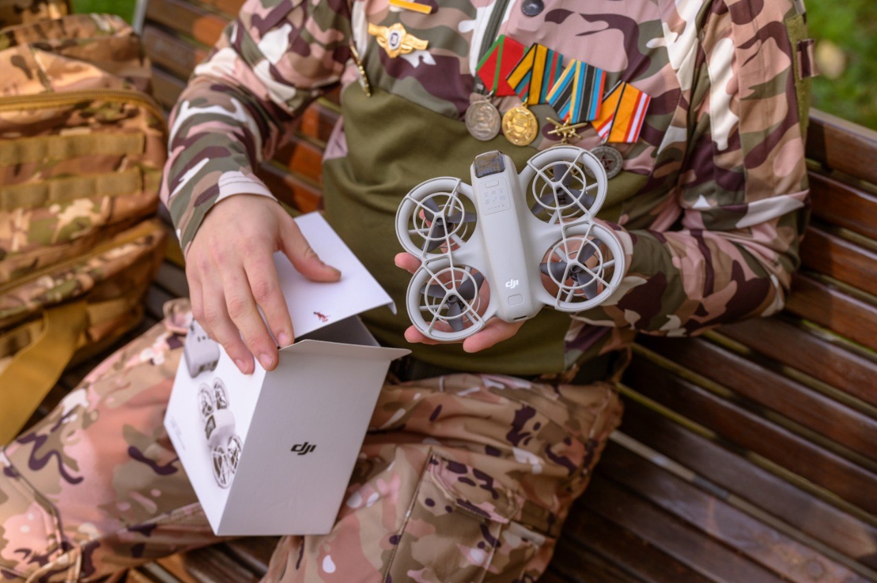 Боец из Сергиева Посада в отпуске по ранению совершенствует навыки управления БПЛА